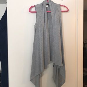 Pretty high low sweater vest